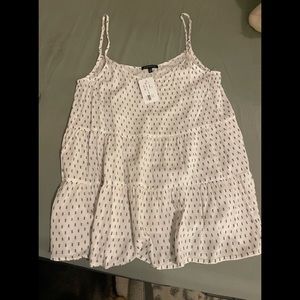 Stacato flows tank top- NWT!